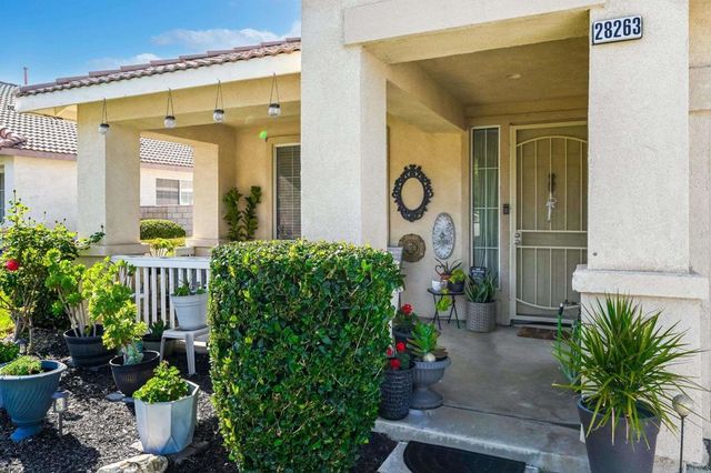 28263 Evening Star Dr, Menifee, CA 92585