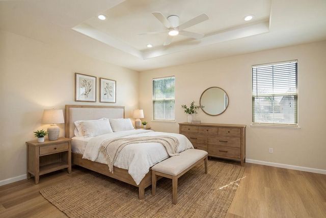 553 Stetson Dr, Oakdale, CA 95361