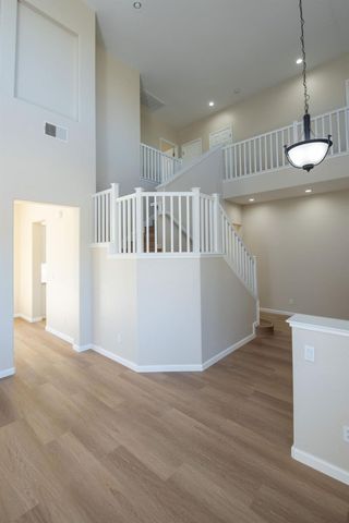 553 Stetson Dr, Oakdale, CA 95361