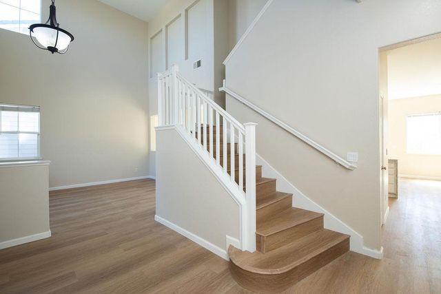 553 Stetson Dr, Oakdale, CA 95361
