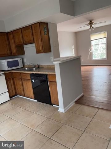 5003 9TH ST S, Arlington, VA 22204