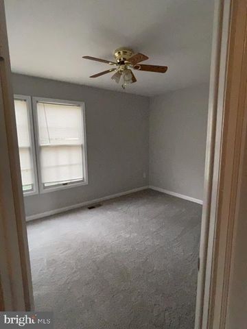 5003 9TH ST S, Arlington, VA 22204