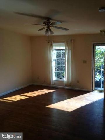 5003 9TH ST S, Arlington, VA 22204