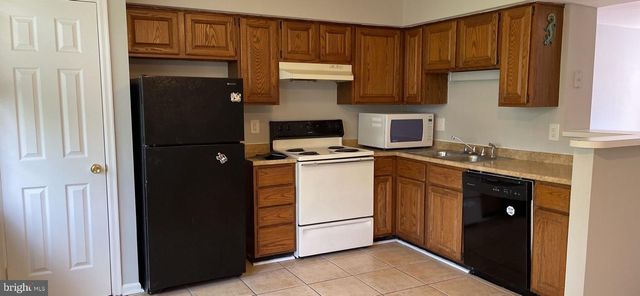 5003 9TH ST S, Arlington, VA 22204