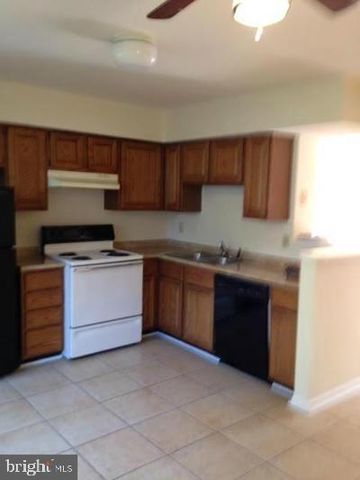 5003 9TH ST S, Arlington, VA 22204