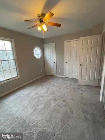 5003 9TH ST S, Arlington, VA 22204
