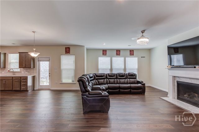 4819 Sierra Creek Drive, Hoschton, GA 30048