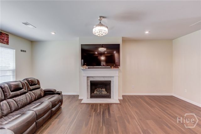 4819 Sierra Creek Drive, Hoschton, GA 30048