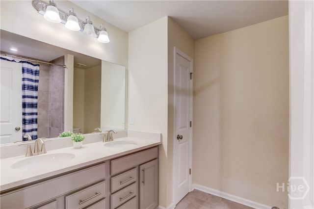4819 Sierra Creek Drive, Hoschton, GA 30048