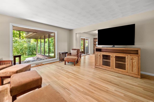 251 Timbercrest Road, West Lafayette, IN 47906