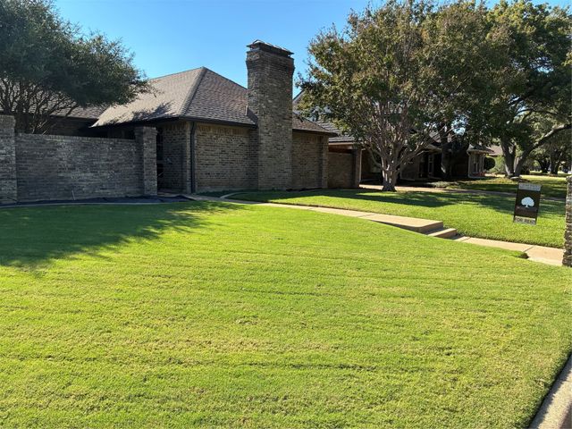 5103 Ledgestone Drive, Fort Worth, TX 76132
