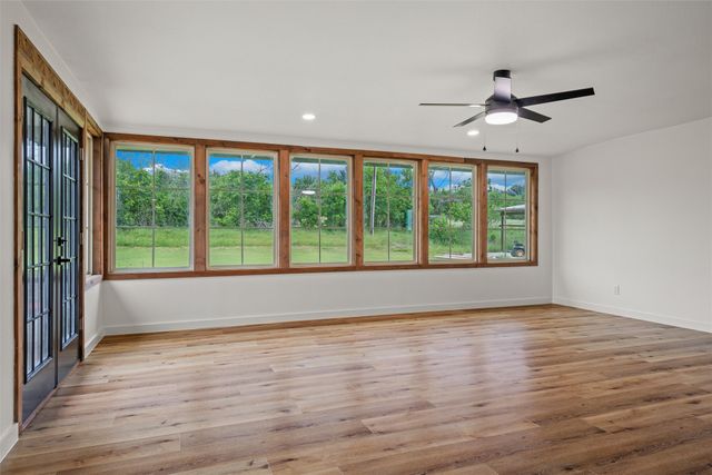 5463 Kelly Drive, Roanoke, TX 76262