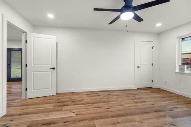 5463 Kelly Drive, Roanoke, TX 76262