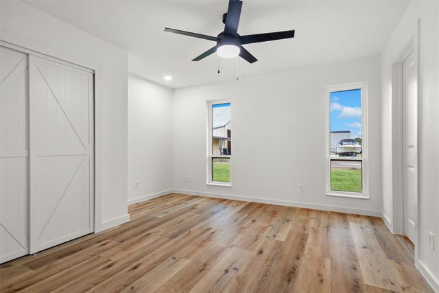 5463 Kelly Drive, Roanoke, TX 76262