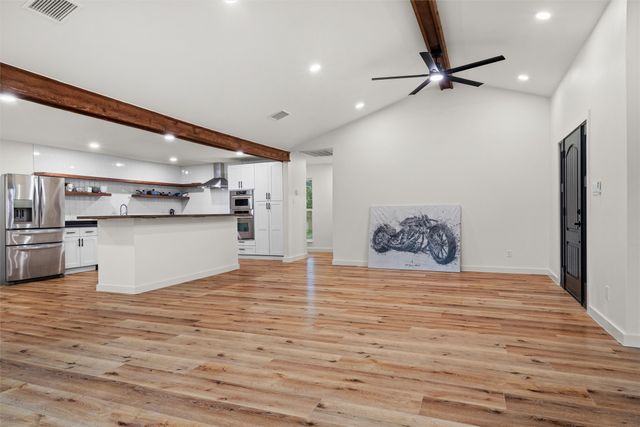 5463 Kelly Drive, Roanoke, TX 76262