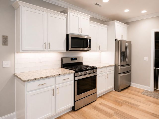 559 Deer Valley Drive, Hixson, TN 37343