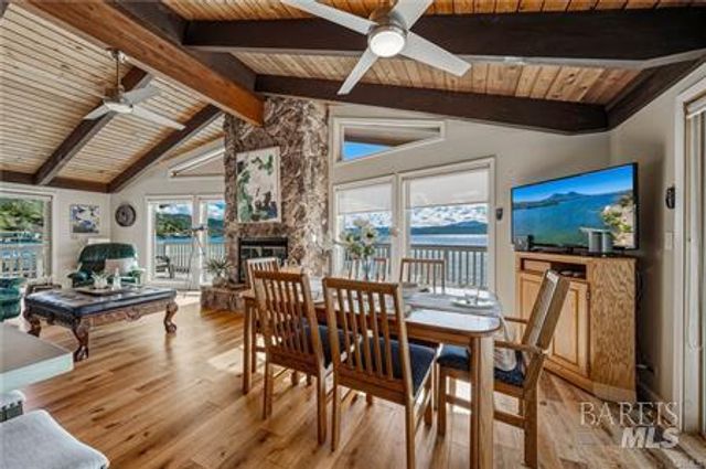 10165 Lakeshore Dr, Clearlake, CA 95422