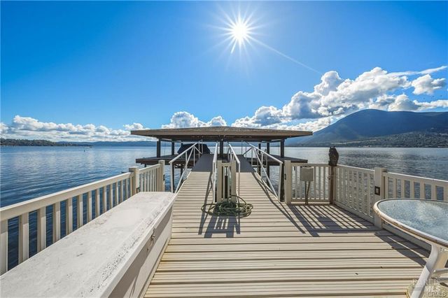 10165 Lakeshore Dr, Clearlake, CA 95422