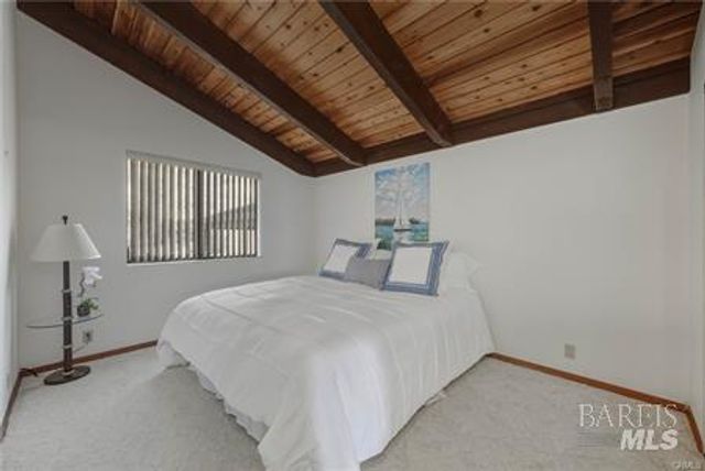 10165 Lakeshore Dr, Clearlake, CA 95422