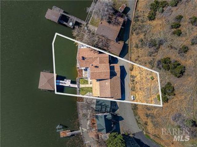 10165 Lakeshore Dr, Clearlake, CA 95422