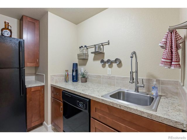 6741 Pumpkin Ridge Drive, Windsor, CO 80550