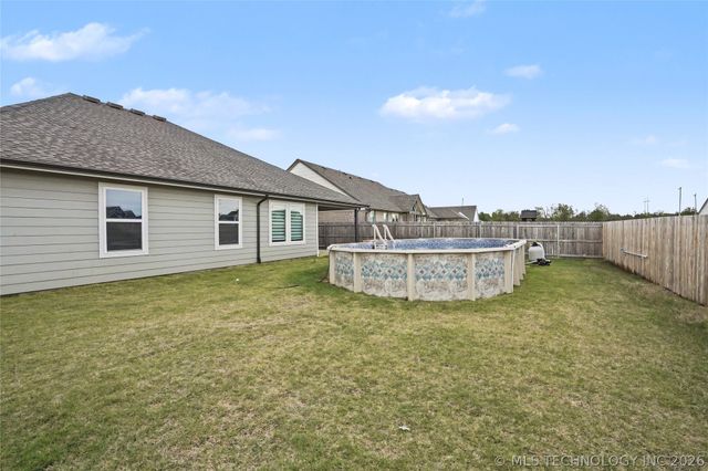15918 E 75th Street North, Owasso, OK 74055