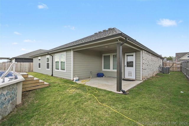 15918 E 75th Street North, Owasso, OK 74055