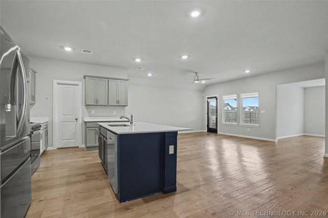 15918 E 75th Street North, Owasso, OK 74055