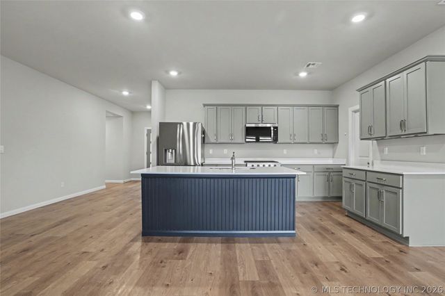 15918 E 75th Street North, Owasso, OK 74055