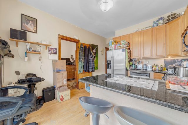 835 N Maplewood Avenue 3R, Chicago, IL 60622