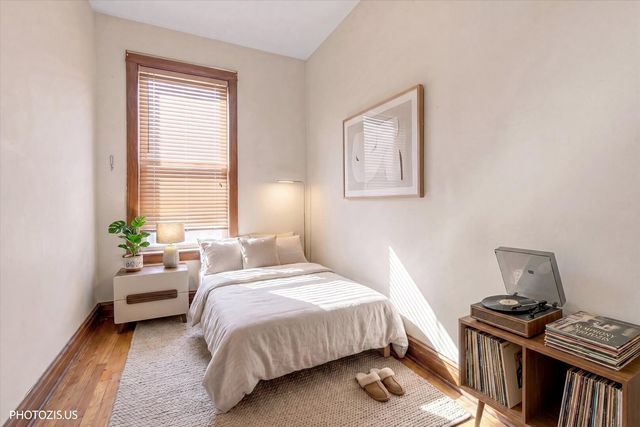 835 N Maplewood Avenue 3R, Chicago, IL 60622