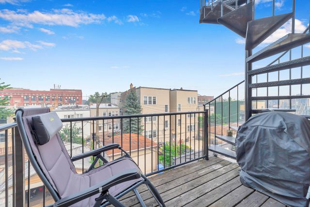 835 N Maplewood Avenue 3R, Chicago, IL 60622