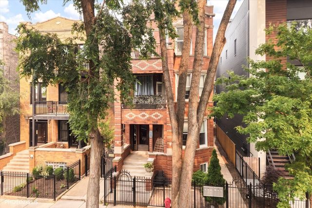 835 N Maplewood Avenue 3R, Chicago, IL 60622