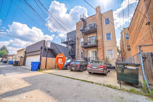 835 N Maplewood Avenue 3R, Chicago, IL 60622