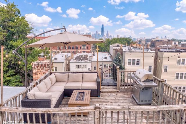 835 N Maplewood Avenue 3R, Chicago, IL 60622