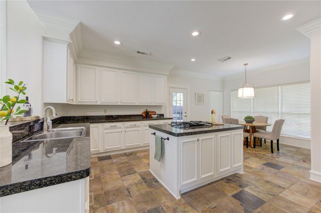 5607 Summer Snow Drive, Houston, TX 77041