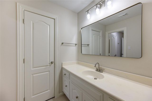 5607 Summer Snow Drive, Houston, TX 77041