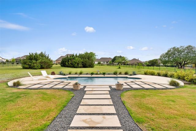 108 Buffalo Speedway, Liberty Hill, TX 78642