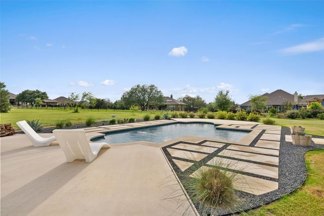 108 Buffalo Speedway, Liberty Hill, TX 78642