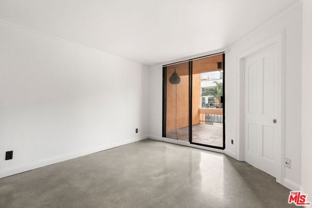 740 N Kings Road 102, West Hollywood, CA 90069