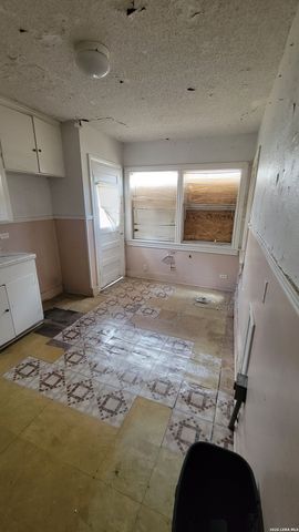 507 Hoover, San Antonio, TX 78225