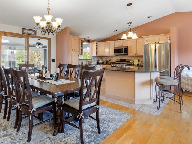 4 Sprague Circle, Johnston, RI 02919