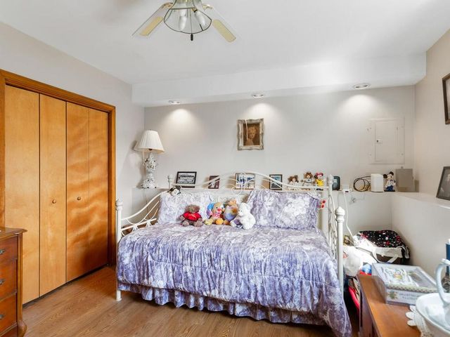 4 Sprague Circle, Johnston, RI 02919