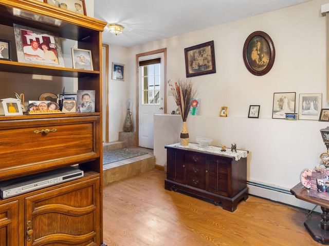 4 Sprague Circle, Johnston, RI 02919