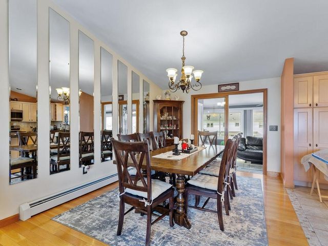 4 Sprague Circle, Johnston, RI 02919