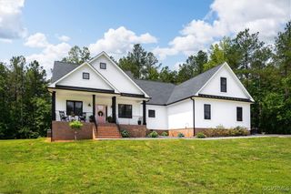 18843 Waterford Dr, Dinwiddie, VA 23885