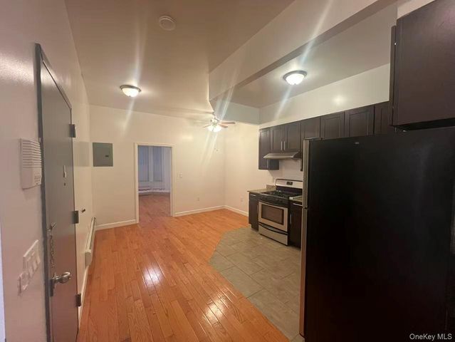 978 Decatur 1FL, Brooklyn, NY 11207