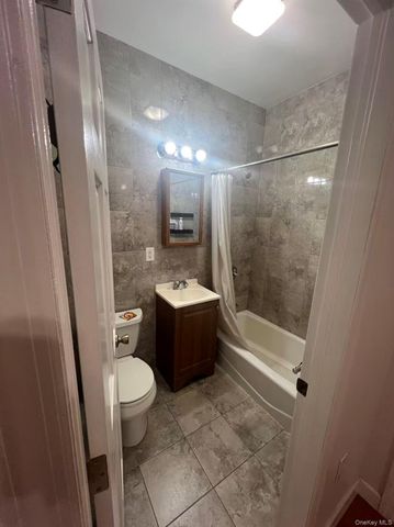 978 Decatur 1FL, Brooklyn, NY 11207