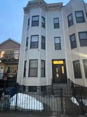 978 Decatur 1FL, Brooklyn, NY 11207