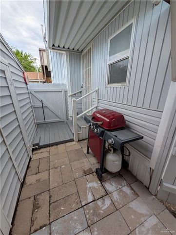 2413 Starling W Circle, Palmview, TX 78572